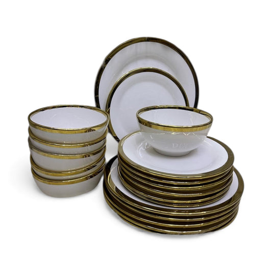 18-Piece Porcelain Dinnerware Set